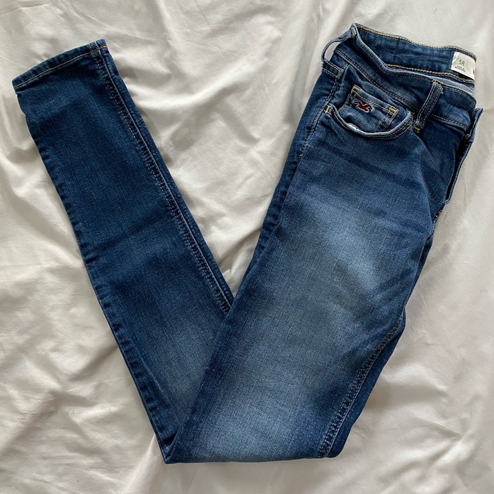 dark wash low rise skinny jeans